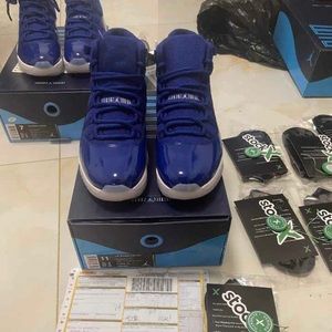 Blue jordan Retros (only 2 pairs available)